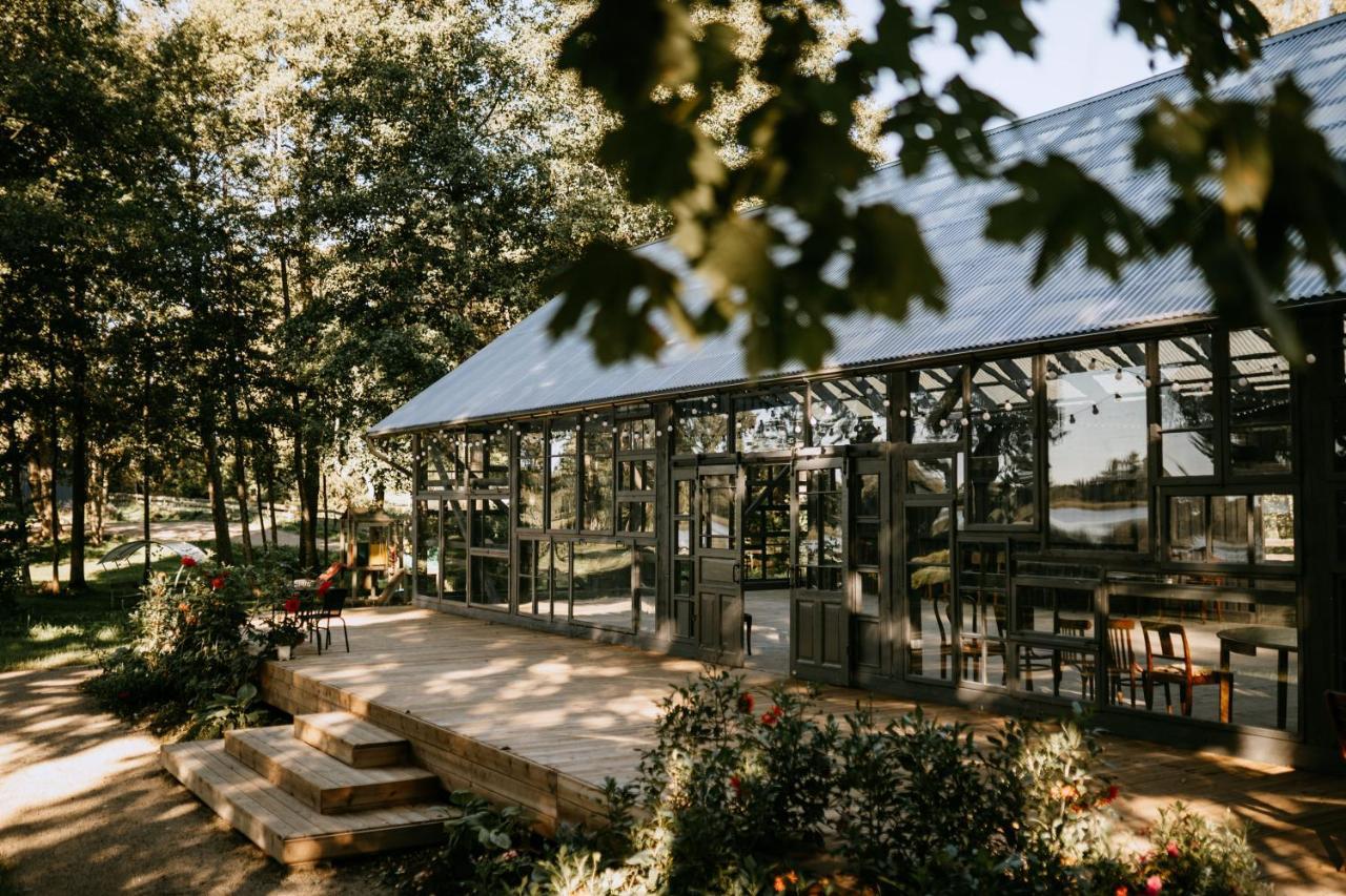 Hotel Dunduriņi Talsi Exterior foto
